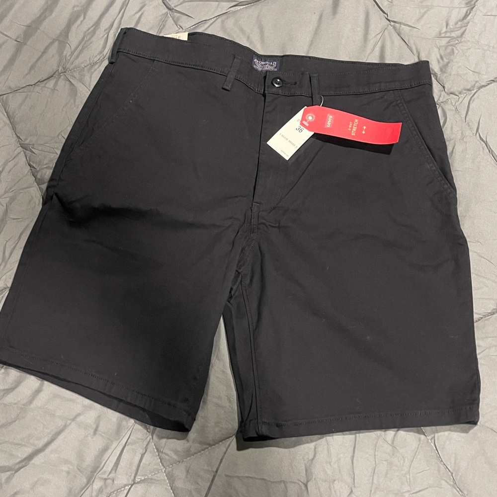 Levi’s Short Chino